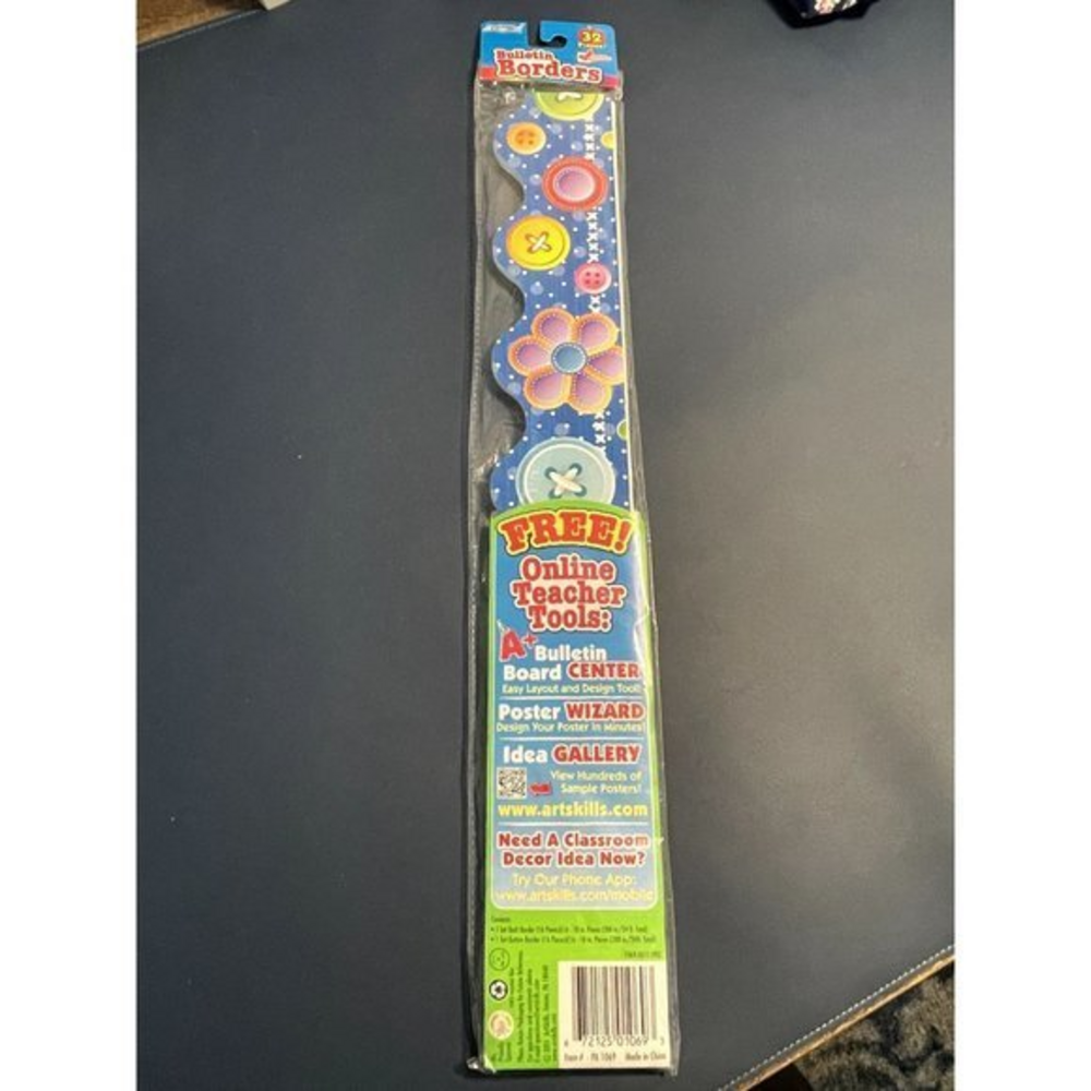 ART SKILLS BULLETIN BORDERS FOR SCHOOL 32 PCS ALL NEW AND SEALED
